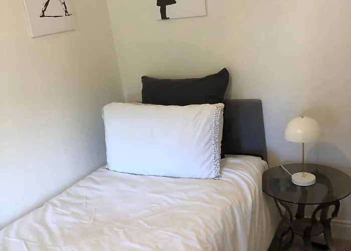 펜션 Rose Cottage. Family On The River