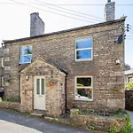 Rose Cottage. Family On The River Feriehus *